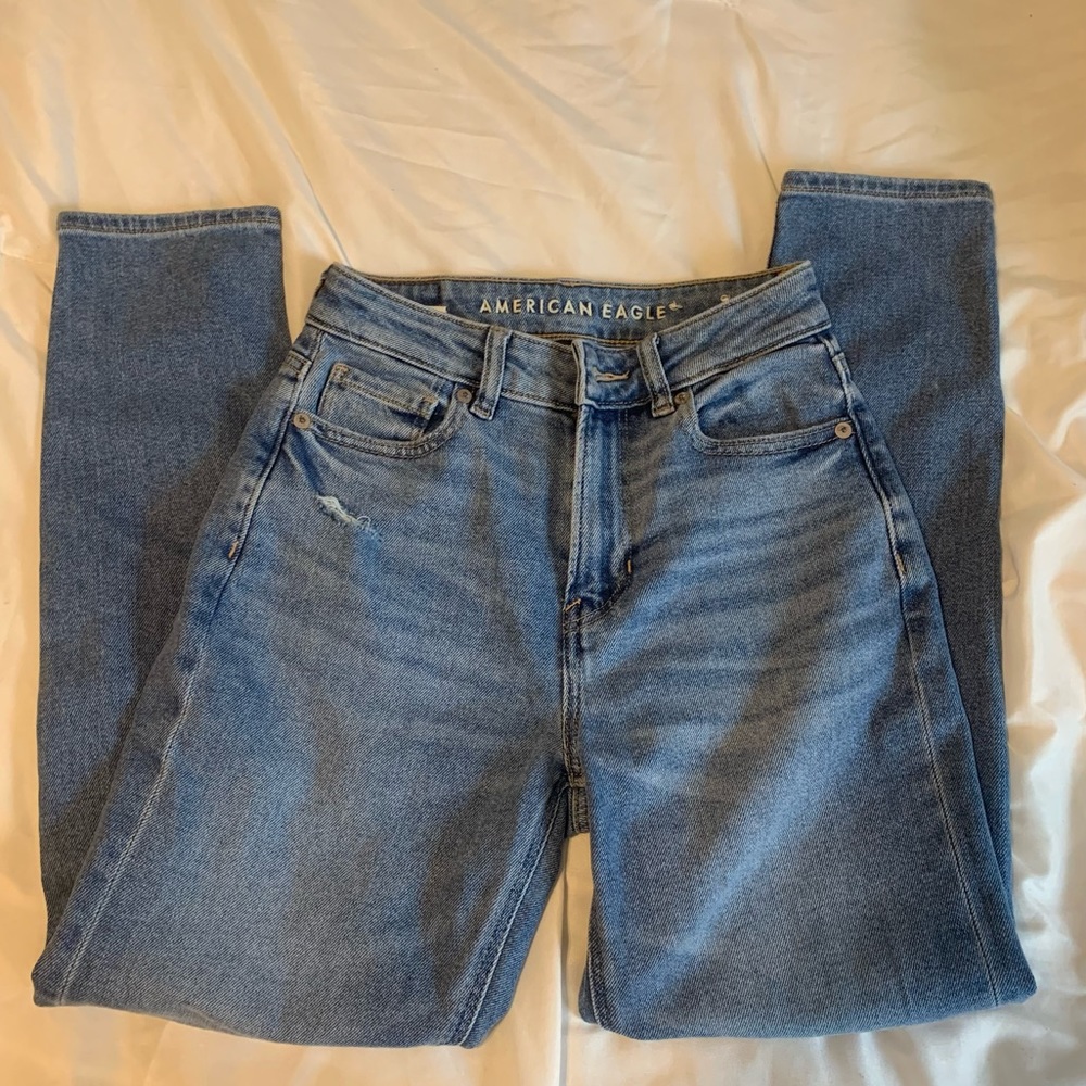 American Eagle Mom Jeans